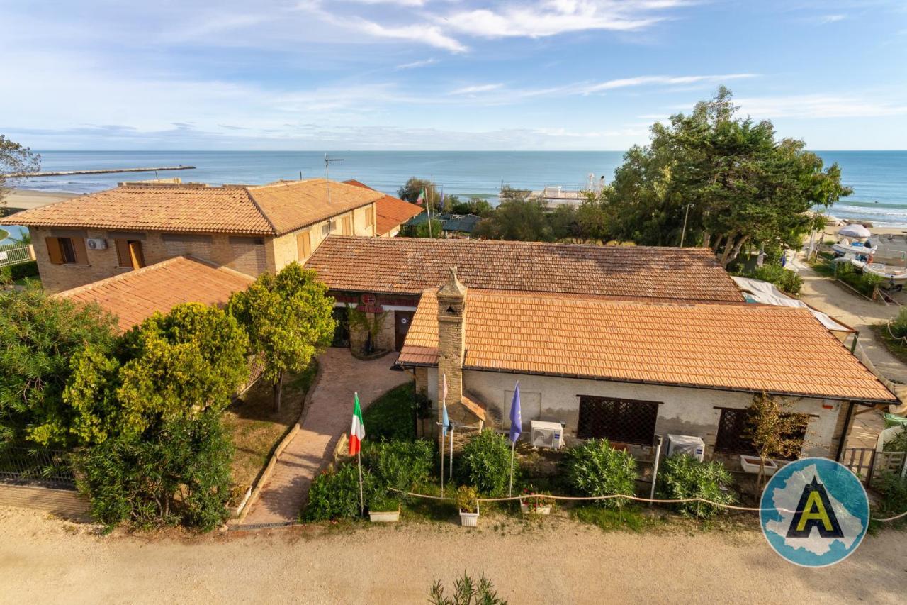 Isola Felice Hotel Silvi Paese Eksteriør billede